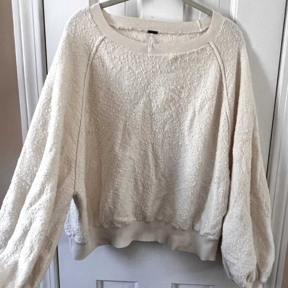 Never used free people sweatshirt - Picture 1 of 5